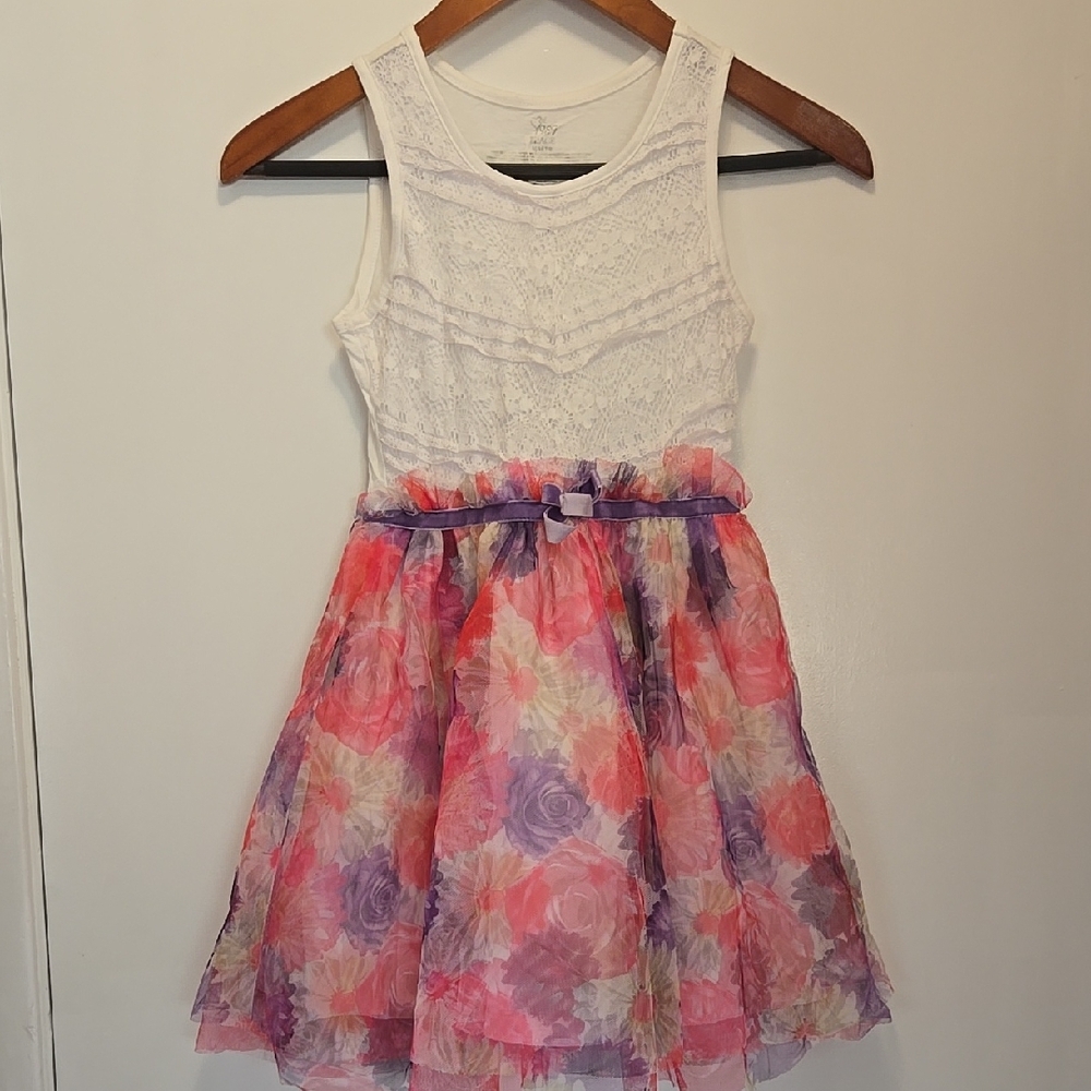 1989 Place Pink and White Casual Dress